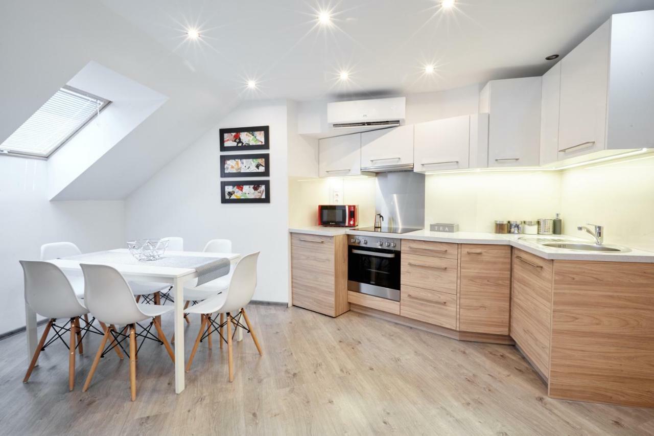 Foter Apartman 빌라니 외부 사진